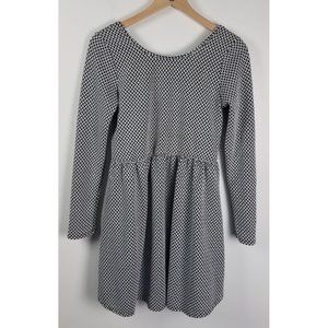 Duetime Maternity Women's Sz. M Long Sleeve Short Blk/White Knit Print Dress